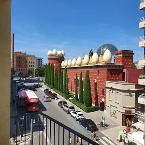  Apartamento Enfrente Del Museo Dalí